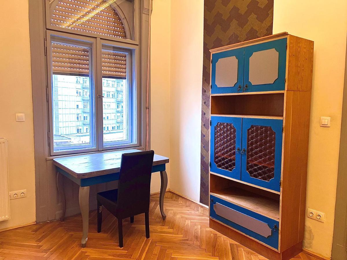 F14 Guest House By Small Home Budapest Eksteriør billede